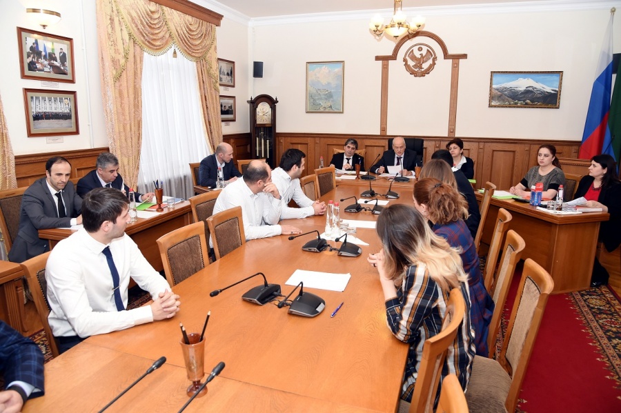 Подведены результаты конкурса на замещение вакантной должности государственной гражданской службы РД в Аппарате Народного Собрания Республики Дагестан
