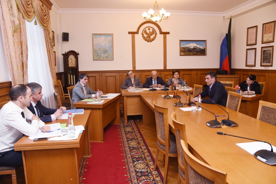 Подведены итоги конкурса на на замещение вакантной должности государственной гражданской службы в Аппарате Народного Собрания Республики Дагестан